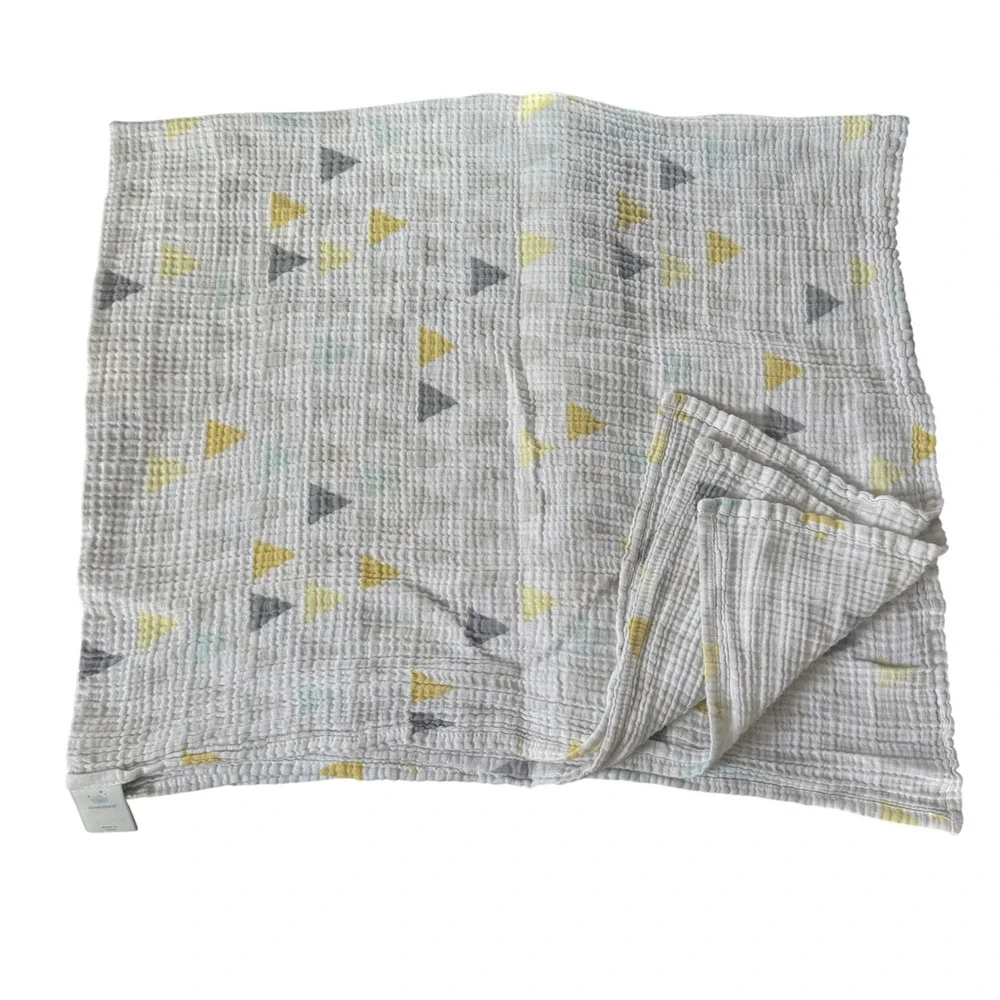 Cloud Island Baby Blanket White Cotton Muslin Gauze Triangle Print Yellow Grey - Picture 1 of 5